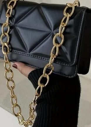 Сумочка праздничная с цепочкой