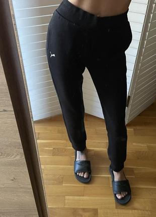 Штаны спортивные черные puma