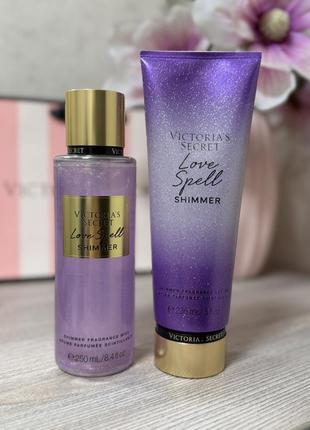 Набор - парфумований зволожуючий спрей та лосьон victorias secret з шимером love spell