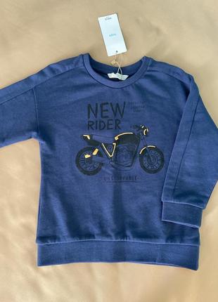 Стильная кофта с мотоциклом