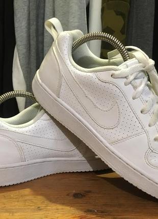 Кроссовки nike air jordan purple and white