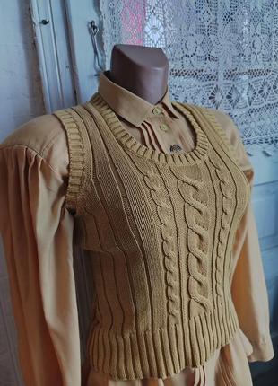 Винтажный жилет безрукавка горчичного цвета.