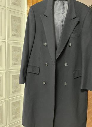 Пальто чоловіче класичне. ог- 54. плечі -48. довж.1.10