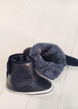 Детские зимние пинетки (перчатки) с мягкой подошвой в размерах: 20 (11,5 см) и 21 (12 см)