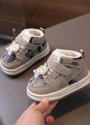 Черевики для маленьких