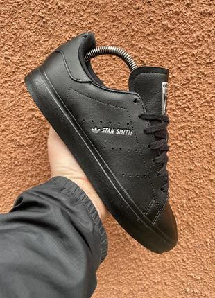Кроссовки adidas оригинал