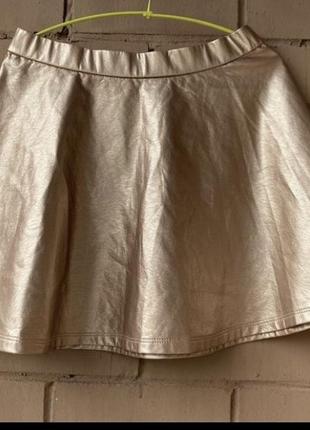 Золотистая, нарядная юбка с эко кожи, кожаная юбка9 фото