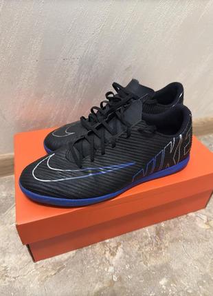 Nike mercurial футзалки размер 41, идеальное состояние, черные синие