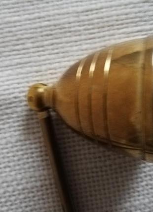 Гасило пламени свечи