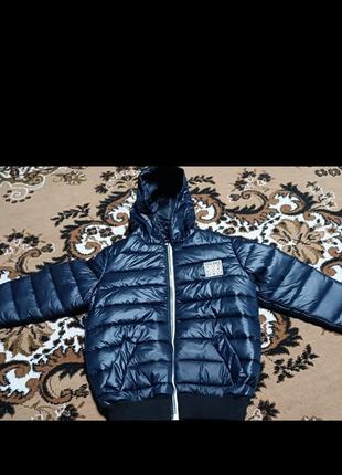 Курточка нова на 10 років