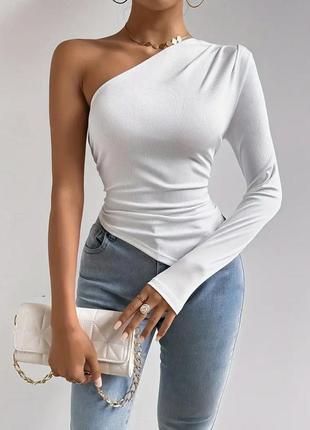 Продам нову кофтинку!2 фото