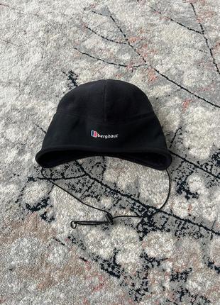 Флисовая шапка berghaus