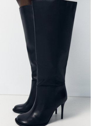 Шикарные кожаные высокие сапоги zara