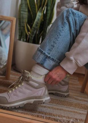 Высокие кроссовки с gore-tex мембраной