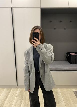 Серый пиджак оверсайз zara2 фото