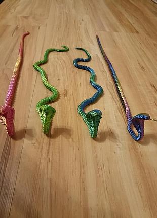 3 д игрушки змея