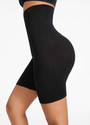Черные корректирующие спортивные шорты с супер высокой посадкой и эффектом push-up