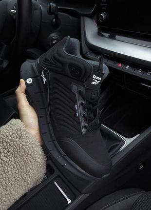 Зимові чоловічі кросівки reebok zig kinetica edge чорні з білим
