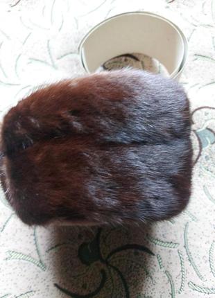 Жіноча норкова шапка