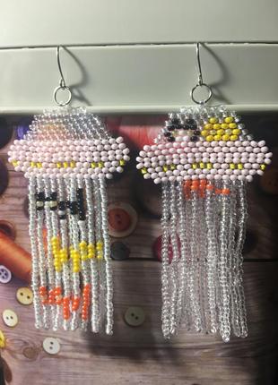 Серьги из бисера «нло и котики»3 фото
