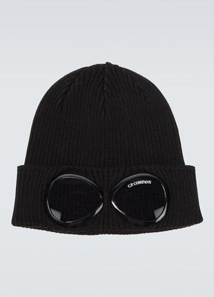 Шапка c.p company goggle beanie