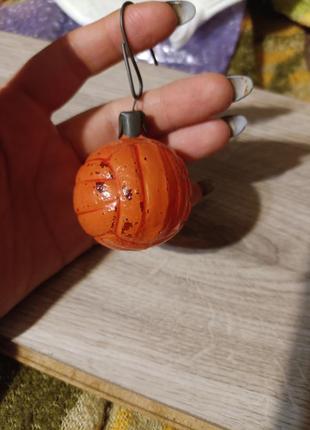 Новогодняя игрушка мяч винтаж