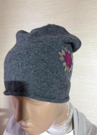 Жіноча  сіра шапка біні кашемір