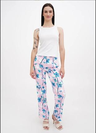Нові квіткові брюки h&m штани квітковий принт брюки квіти