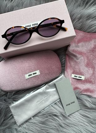 Солнцезащитные очки miu miu в наличии