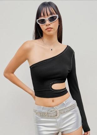 Асимметричный топ на одно плечо l-xl