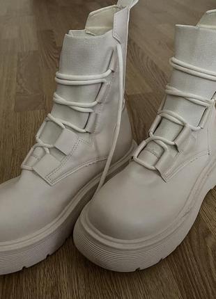 Ботинки женские
