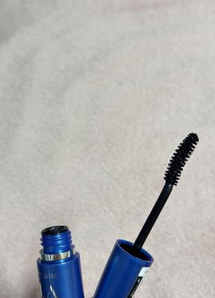 Туш maybelline new york volum express curved brush