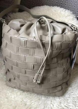 Кожаная модная лёгкая плетённая сумка zara