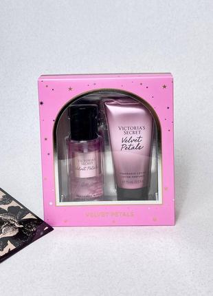 Подарунковий набір victoria's secret velvet petals new
