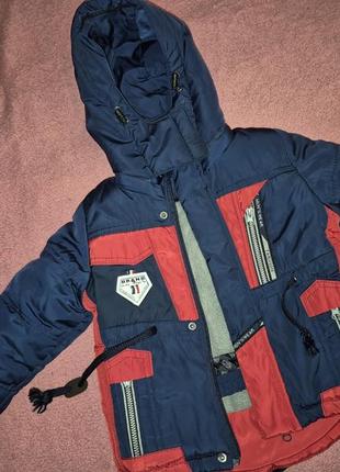 Зимний костюм на мальчика куртка и комбинезон
