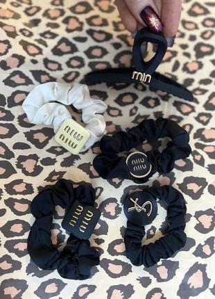 Резинки заколки крабіки в стилі miu miu