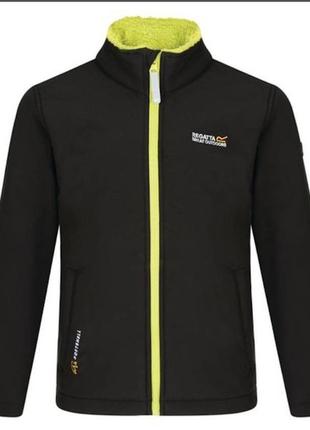Термокуртка softshell від класного британського бренду regatta для хлопчика чи дівчинки