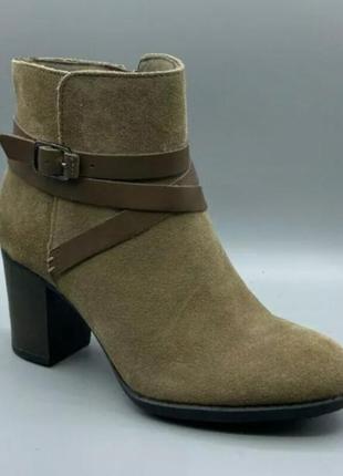 Ботильйони жіночі замшеві , черевики , напівчобітки clarks 2