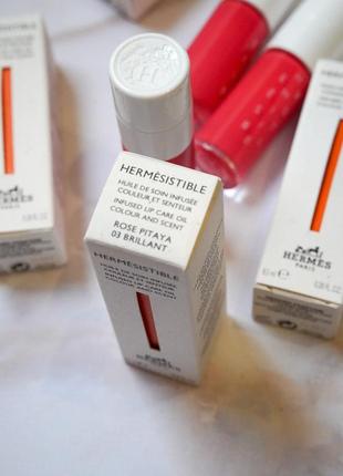 Увлажняющее масло для губ hermes the hermèsistible infused lip oil rose pitaya 03 brillant