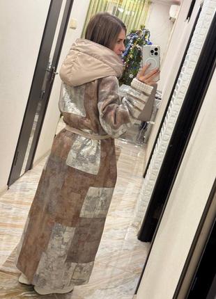 Двостороння дублянка квадрати астраган з капюшоном. довга шуба астраган мокко халат. овеча...