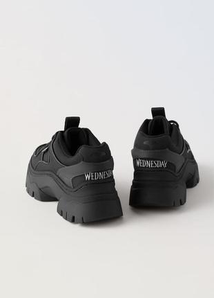 Кроссовки zara