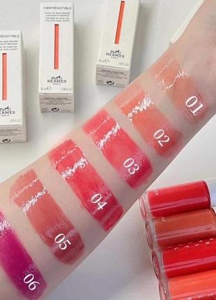 Увлажняющее масло для губ hermes the hermèsistible infused lip oil rose kola 05 brillant