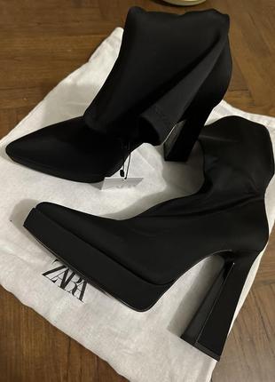 Ботинки zara