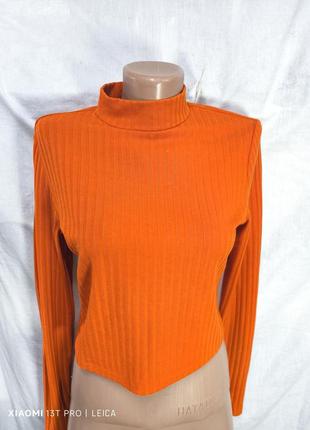 Гольф водолазка в рубчик