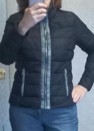 Легкая куртка пуховик frime.