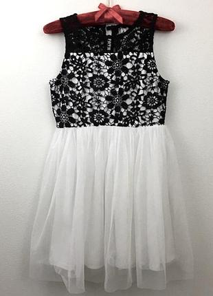 Черное кружево и белое платье детское