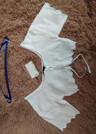 Топ жіночий вʼязаний по середині регулюється