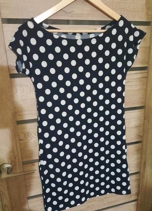 Трикотажное тёмно-синее платье в горошек