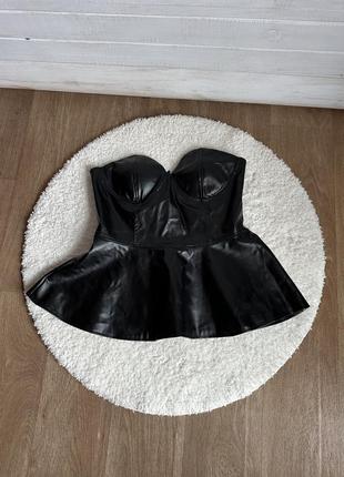 Кожаный корсет топ