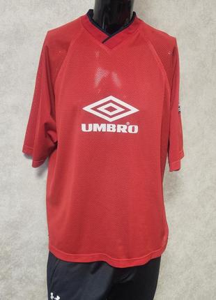 Футболка спортивна